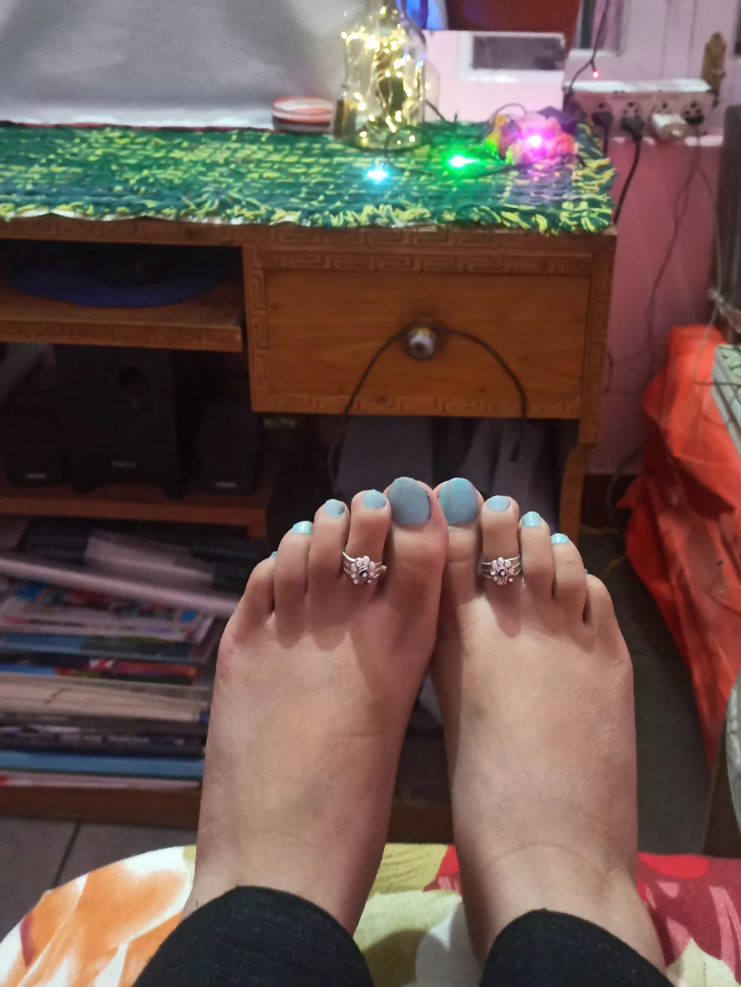 toe rings