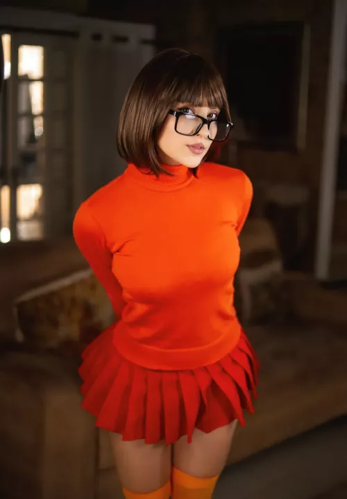 Velma by annykalmeida