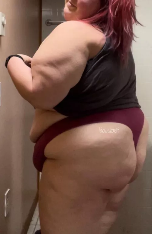 What’s your favorite part of me? 😜