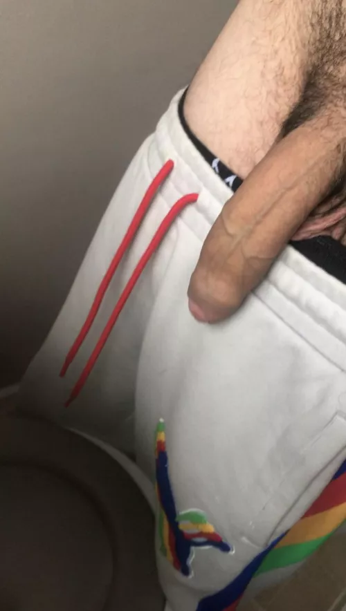 You scrolling and horny ?😈🍆 (soft cock pic) Dms open💦💦