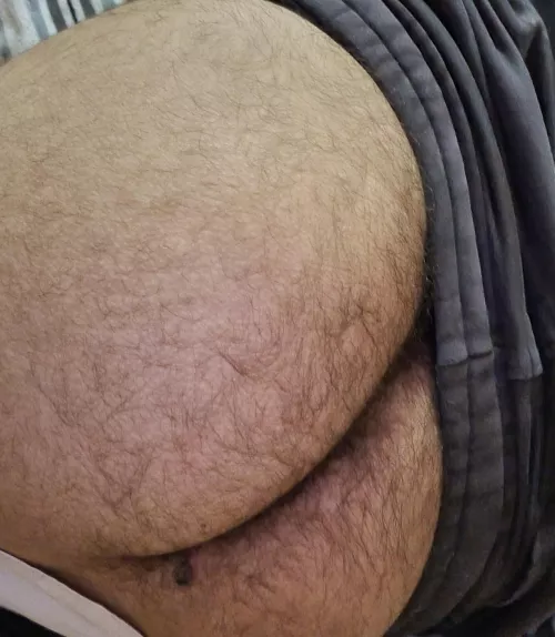 [18] bttm looking for dominant older men