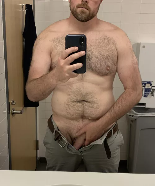 (33) stop by this dad’s office before class?