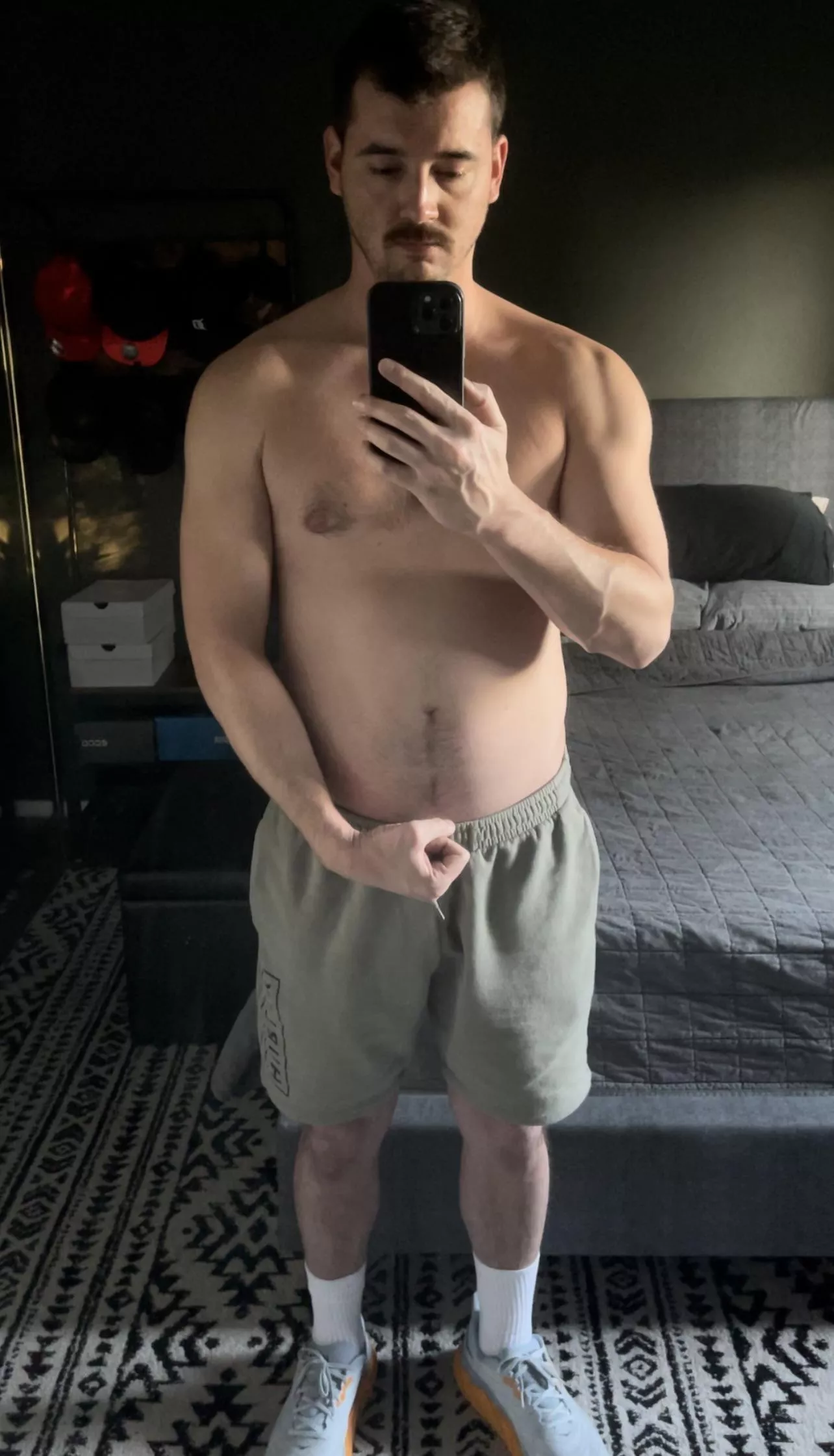 All I wanna do is workout and chat with bros 😈