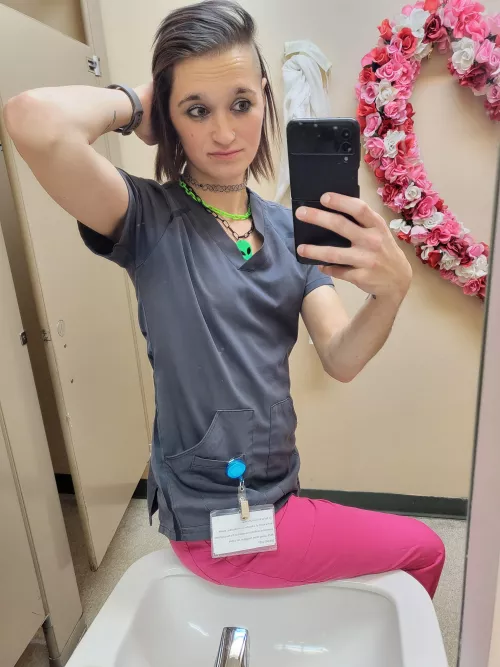 Bend me over the sink real quick🥰