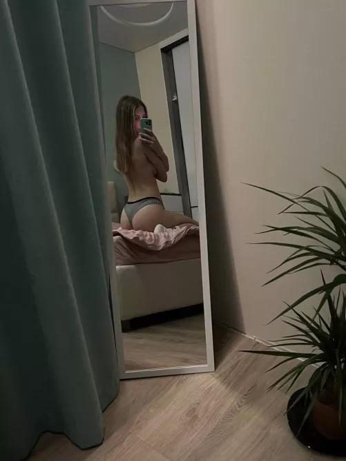 Can I sit on your face like this?🪑🙏🥹 Free OF page🫣 link in comments 🙈