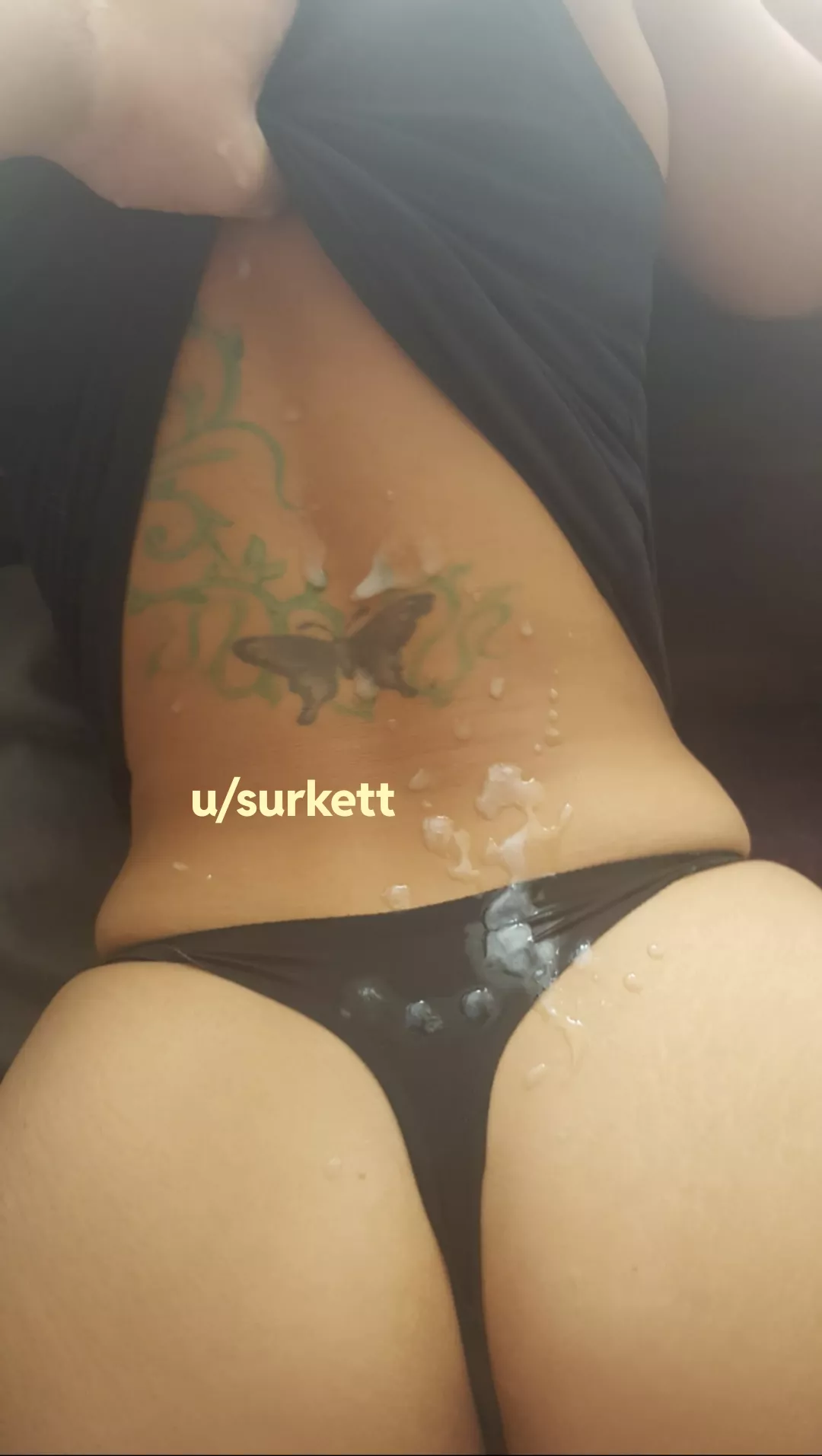 Daddy makes sure i'm ready for my girl's lunch.