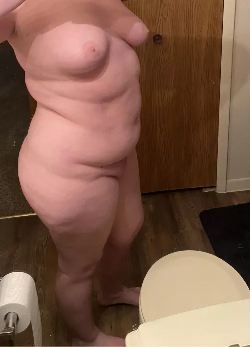 Definitely self conscious of my body (f, 23, 5’4, 190)