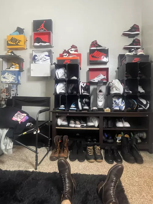 Do you wear only boots?