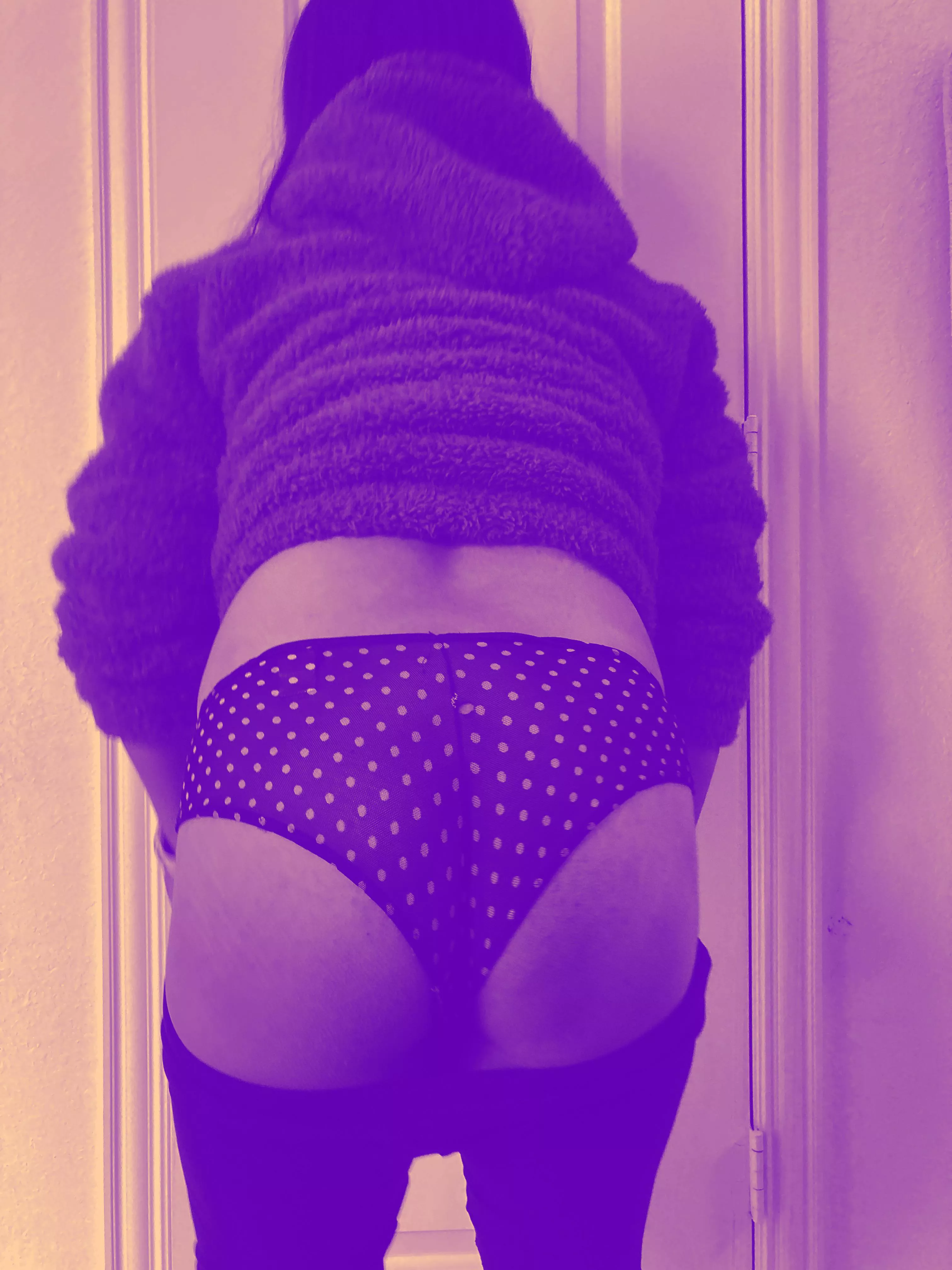 [F] wife 32. Dick needed!