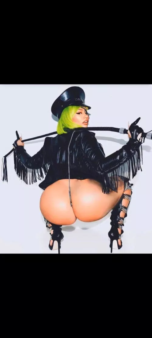 Feeling bi for Nicki