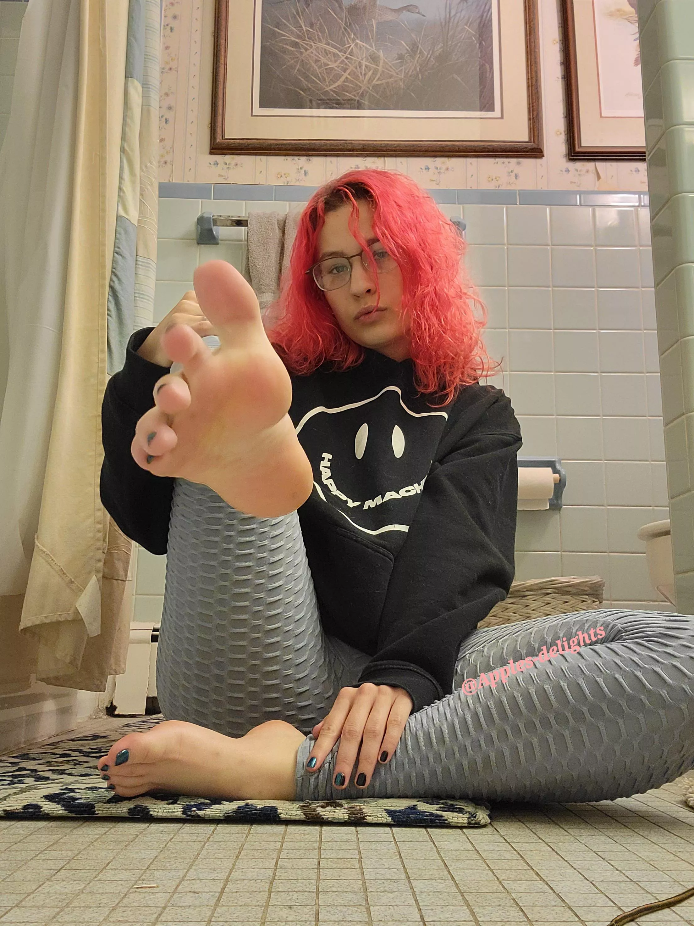 Get your sniffs, licks and kisses in