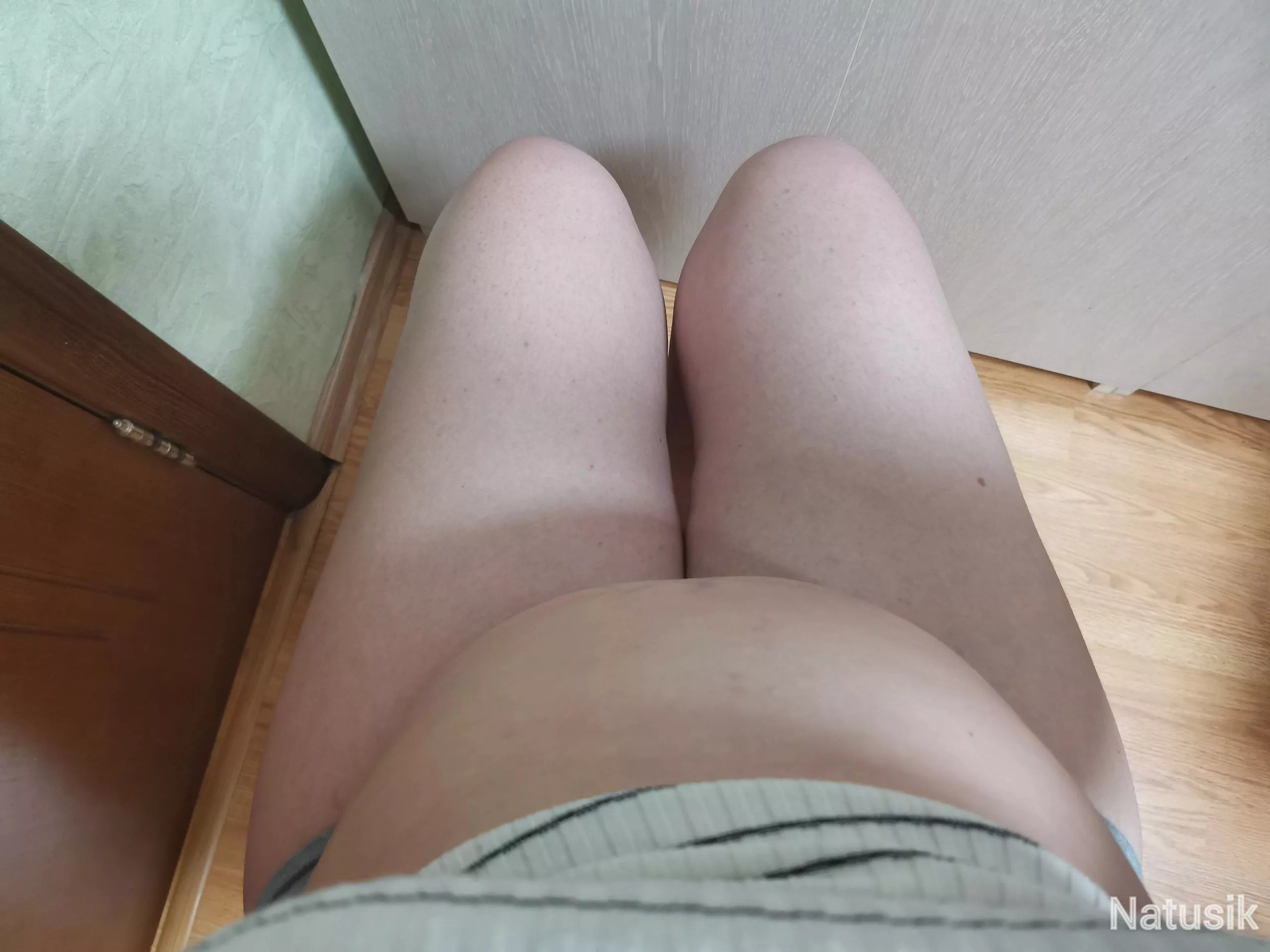 Grab my belly and feed me🥵