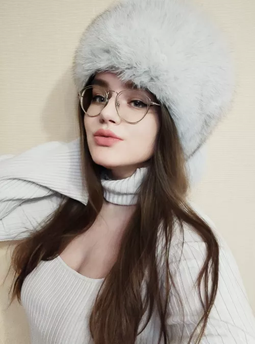 Hat and glasses!