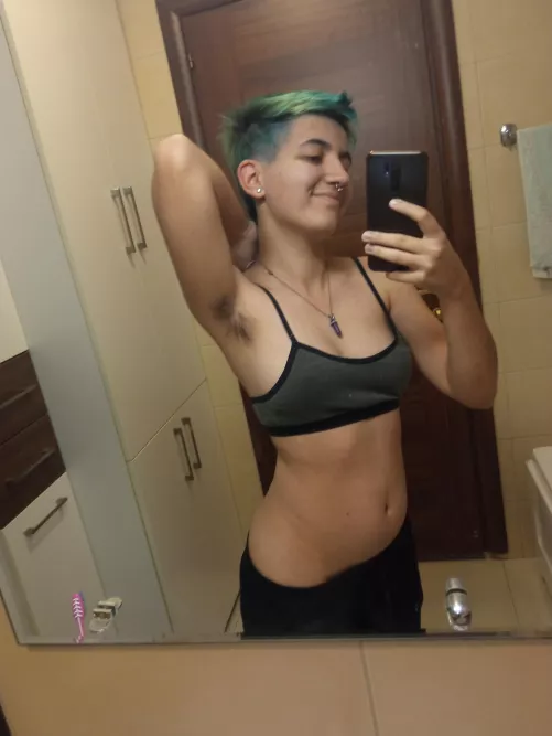 I ran out of hair dye so I couldn't do my pits, but they still look great!