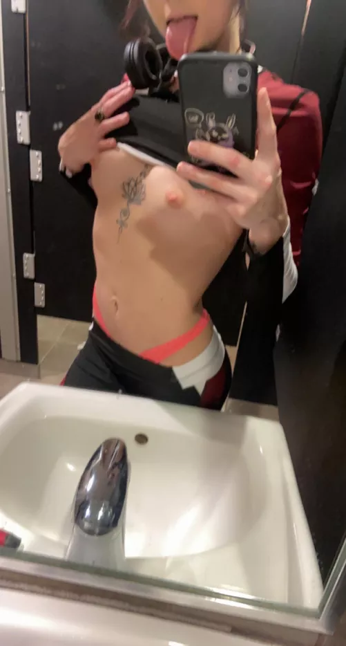 i used to be so insecure about how small they are but subreddits like this make me feel so much more confident <3 (F)