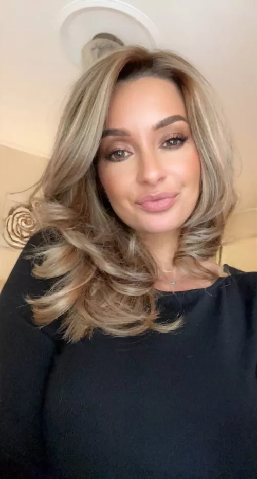 I'm so horny right now 💦