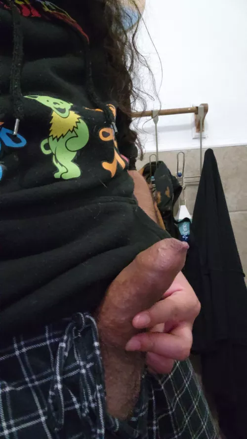 Is uncut welcome here? (21)