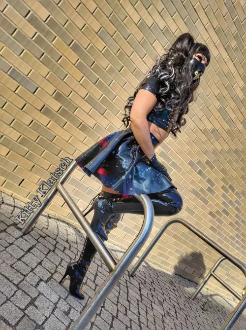 Its me, Kitty Klatsch.