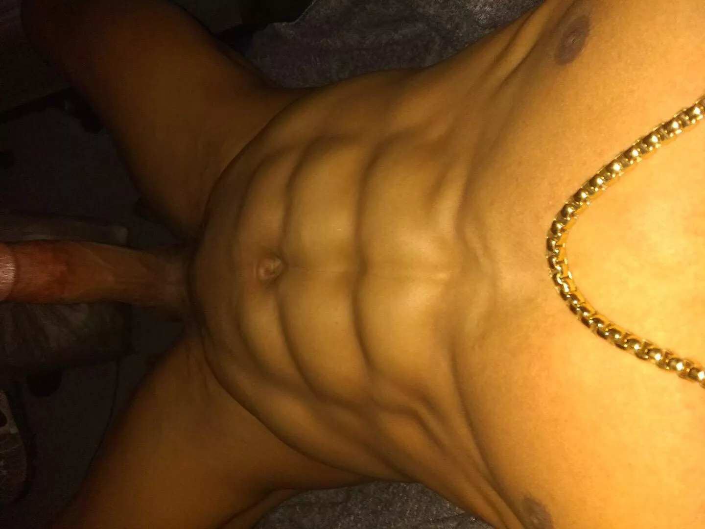 Just face it… I’m bigger than him 🦍👿