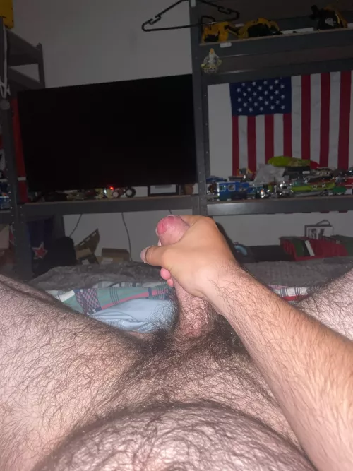 M 18 horny af