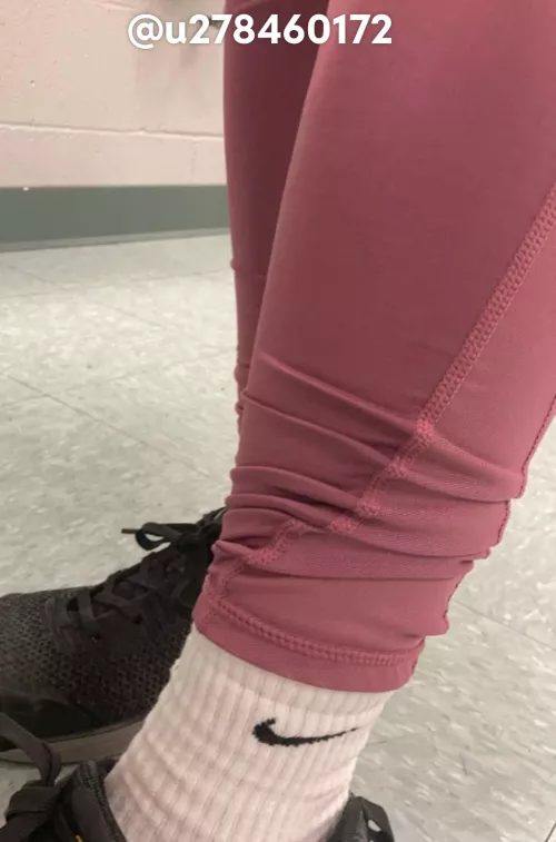 My white Nike socks under my leggings at work 😀, so comfy. I love how warm they keep my feet