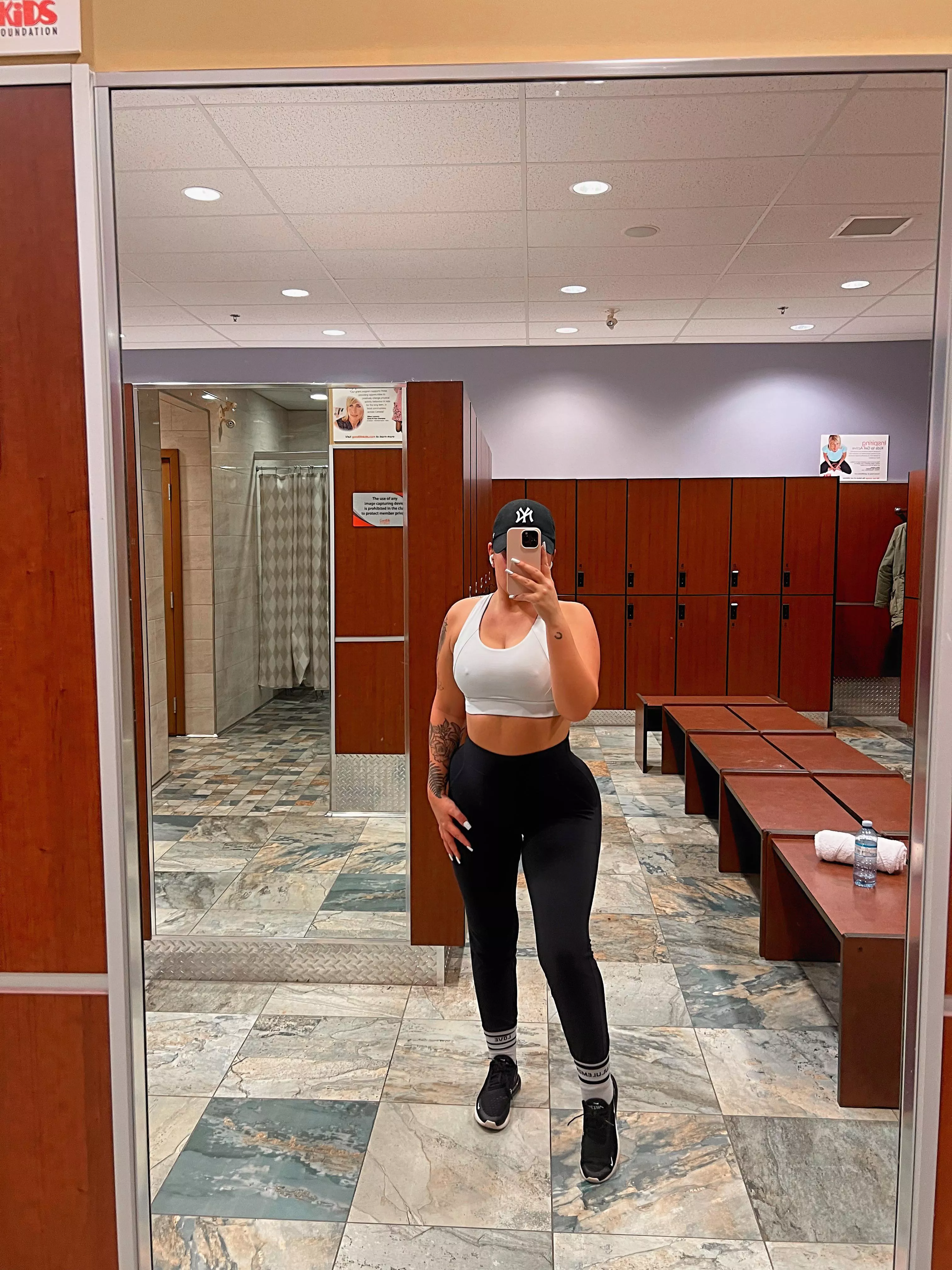 [OC] [F] love a good ab session