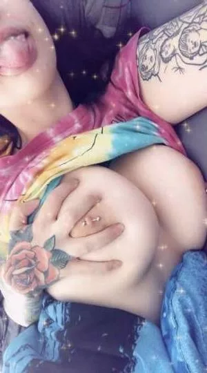 React if your cock is longer than four inches. Snap[nutwithkelzz]