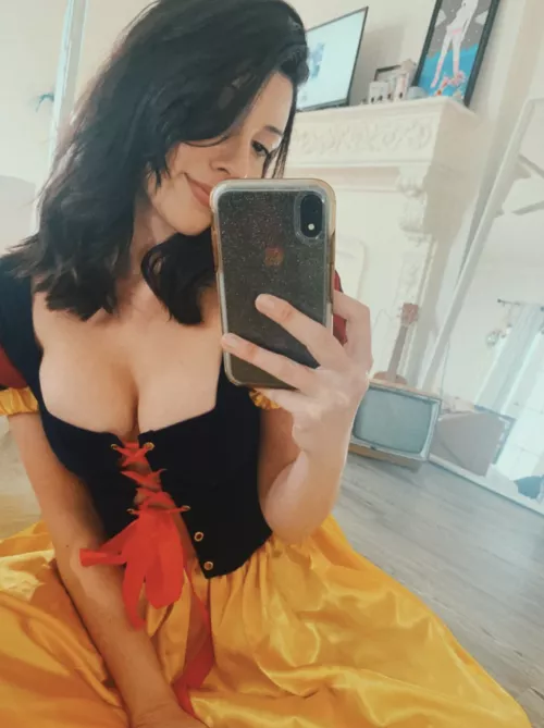 Snow white needs her prince charming