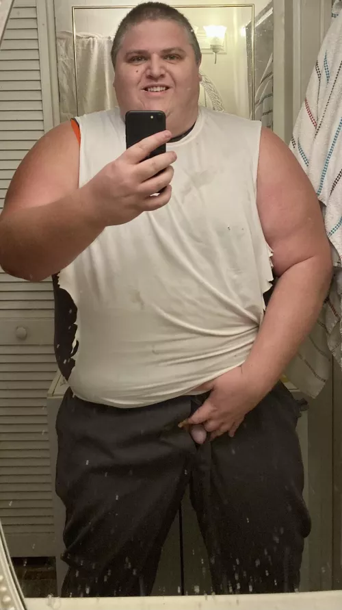 Sorry I’m filthy doing weekend work in the house but felt wild sexy all the sudden. Shower later?