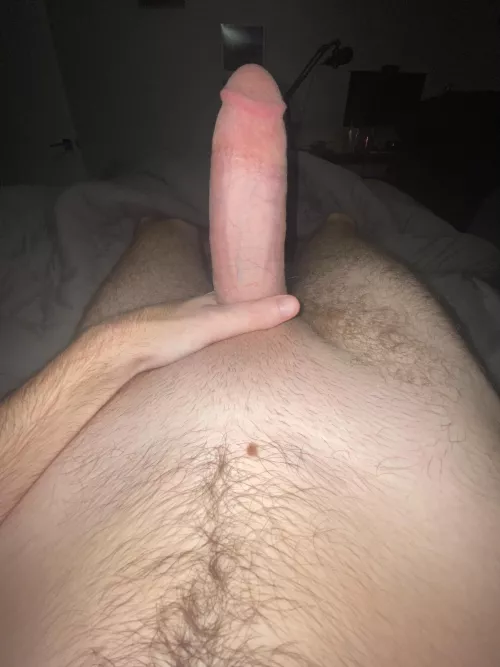 They say skinny guys have nice cocks, do you agree?