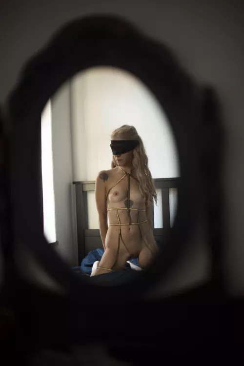 Thinking about cheating makes me really horny 🖤