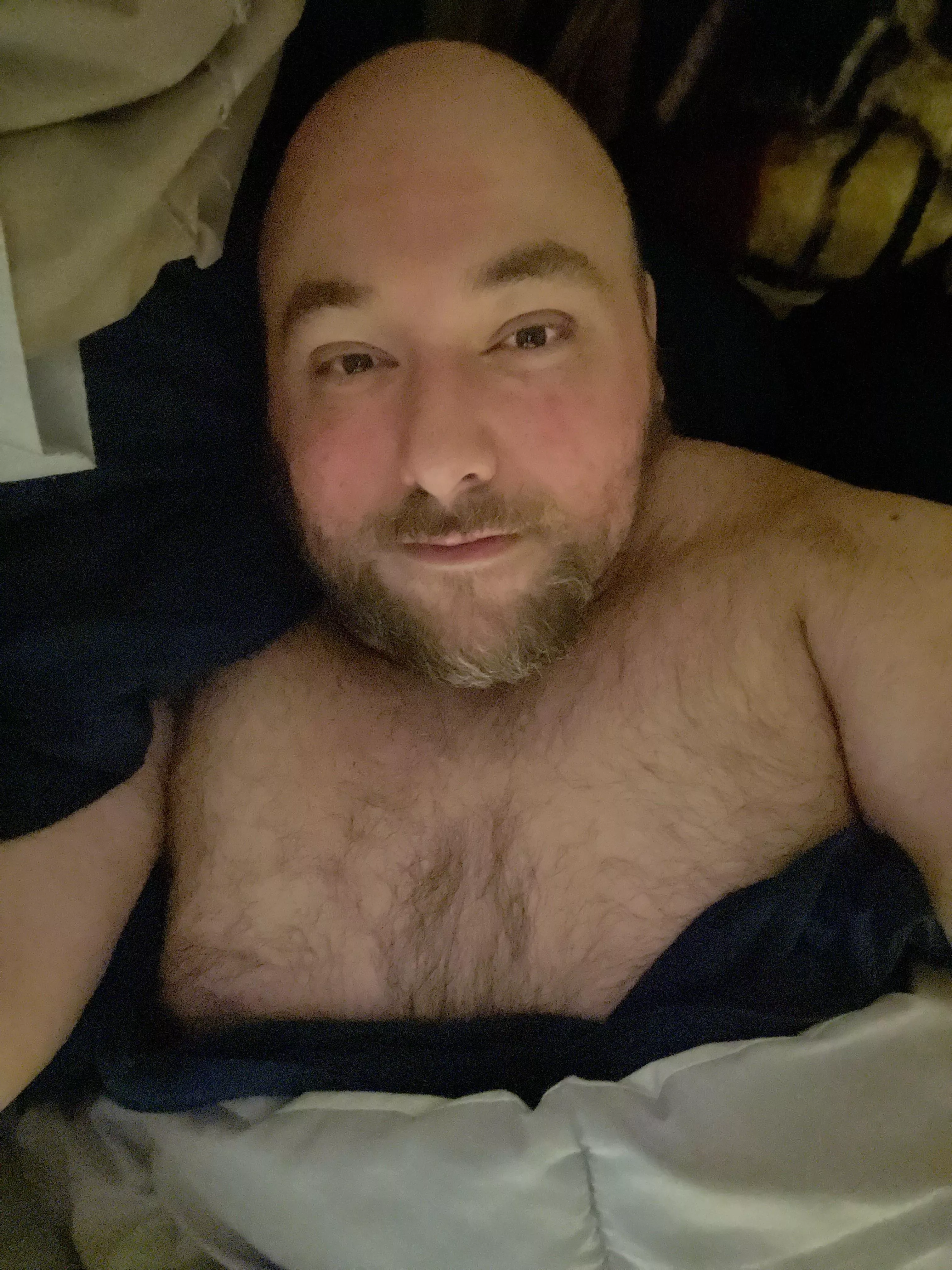 This big bear just woke up from a nap. I’m getting ready to play MK8 on Switch. NE TN, USA