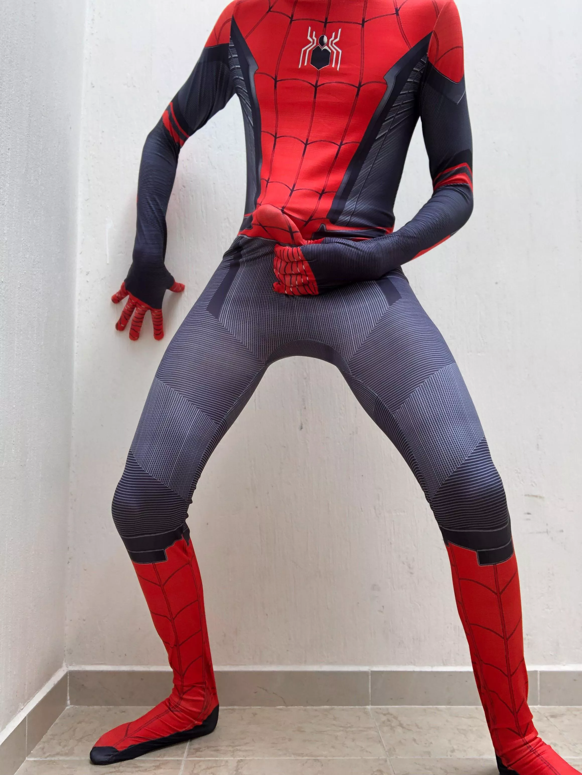 Wanna see me cum in my Spiderman suit? I would love to be fucked while wearing this