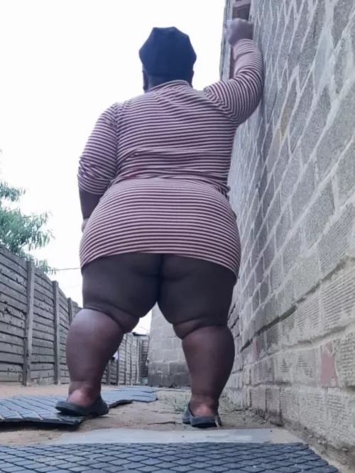 working on my onlyfans account....