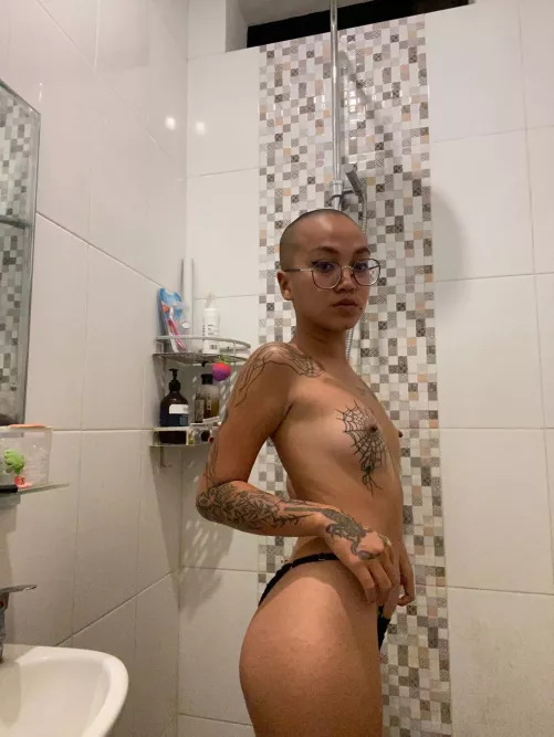 Would you play with me? 🥵