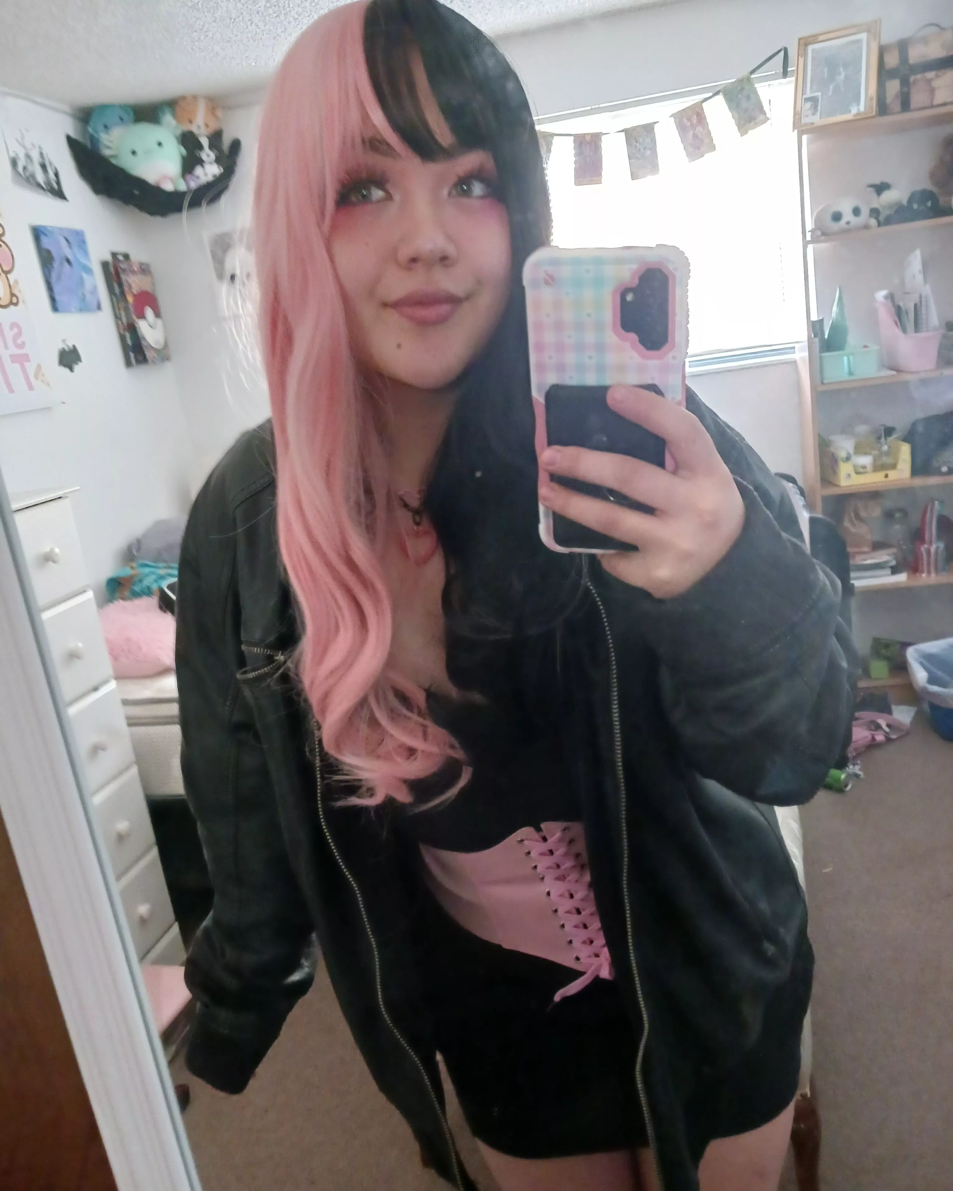 Yet another great Femboy friday!!