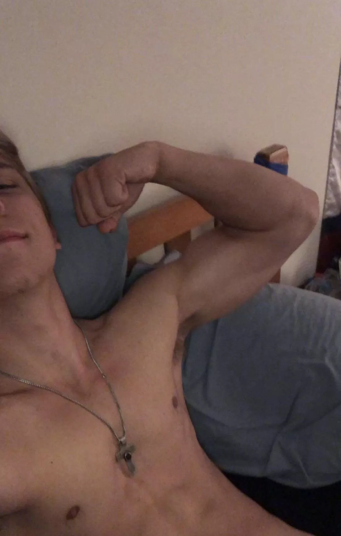 19m, not as hairy as some of the others on this thread, would you still give them a sniff?