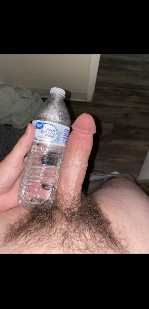 22, me v 8”+ bottle