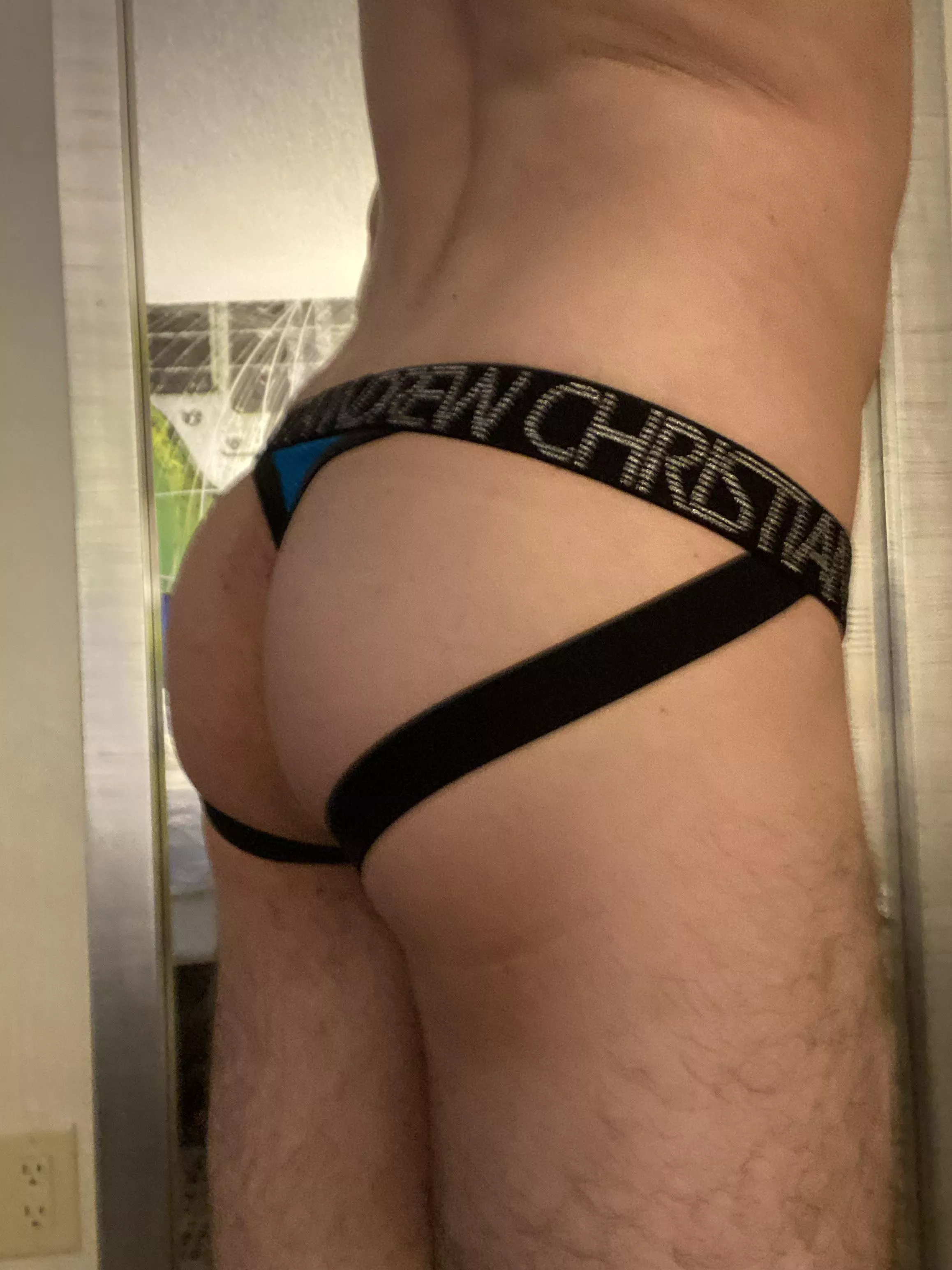 29 looking for a telegram or session buddy 😈