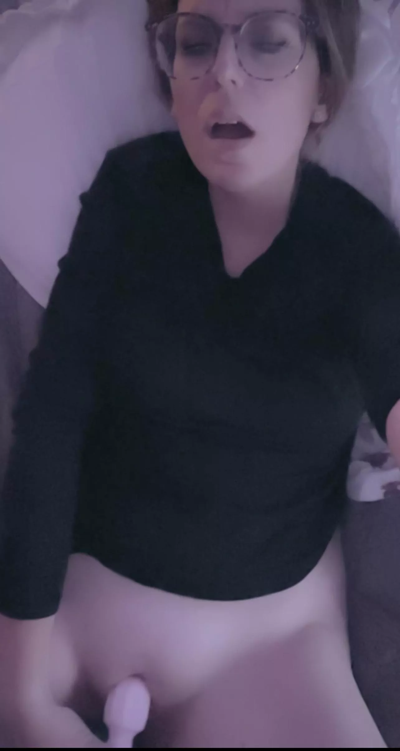 32 [F] I looooooove playin with my pussy. Like can’t u tell how needy