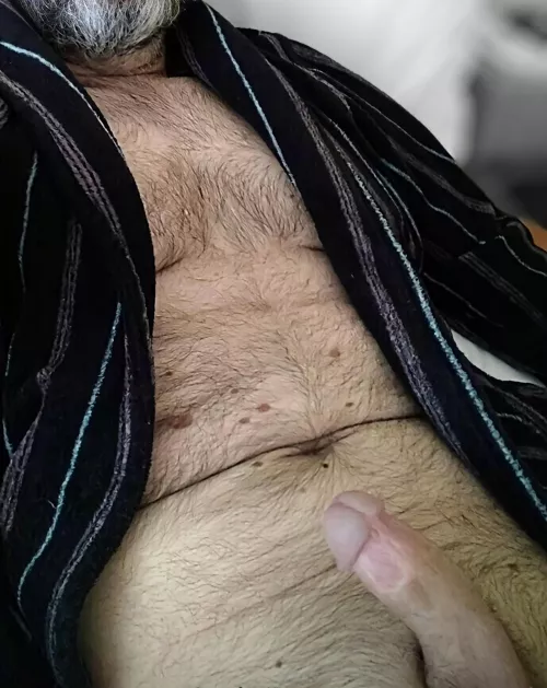 52yo 5 1/2 inch stiffie