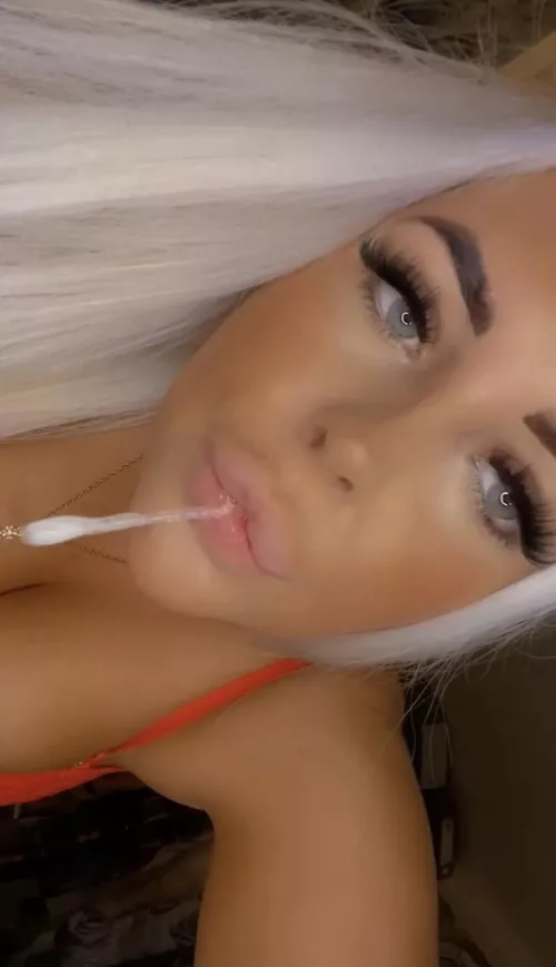 A screenshot from a video I took, I feel like I look my best when I’m spitting!
