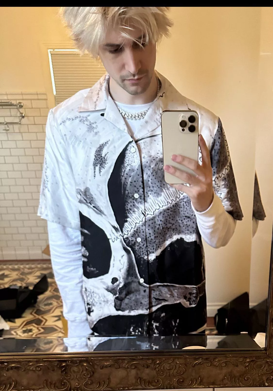 Anyone got an ID on xqcs shirt? It’s kinda sick I might cop