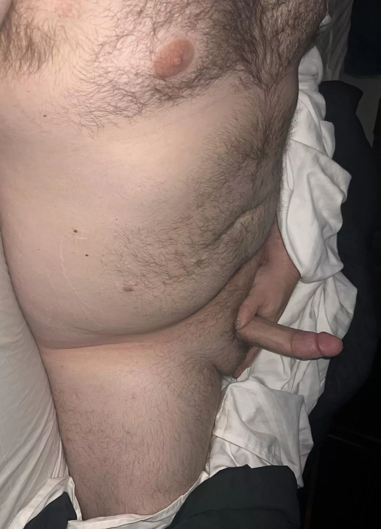 Boring night. Anyone down to chat? 🙃