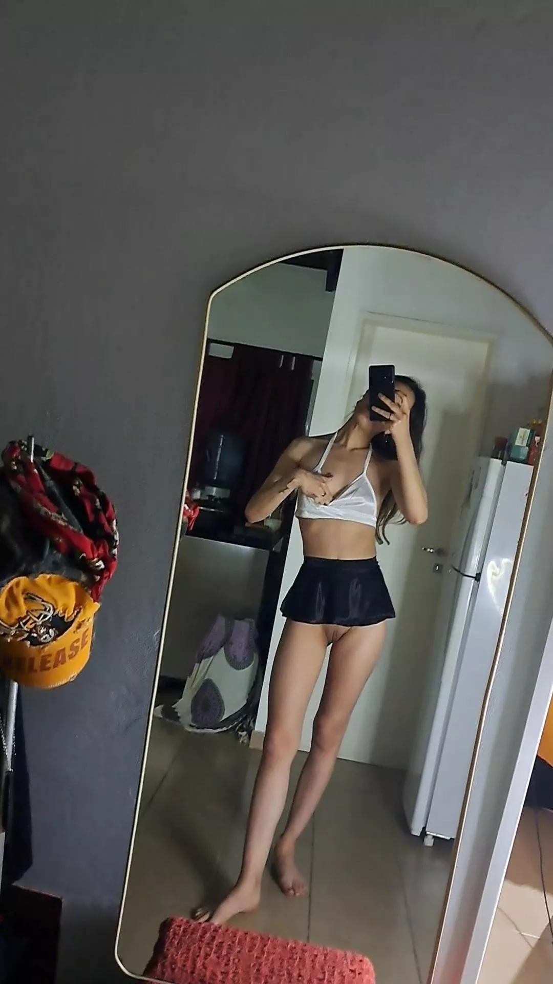 [domme] I bet your little thing is smaller than mine 🤭 Are you really ready for a strong humiliation? Don't be late bitch