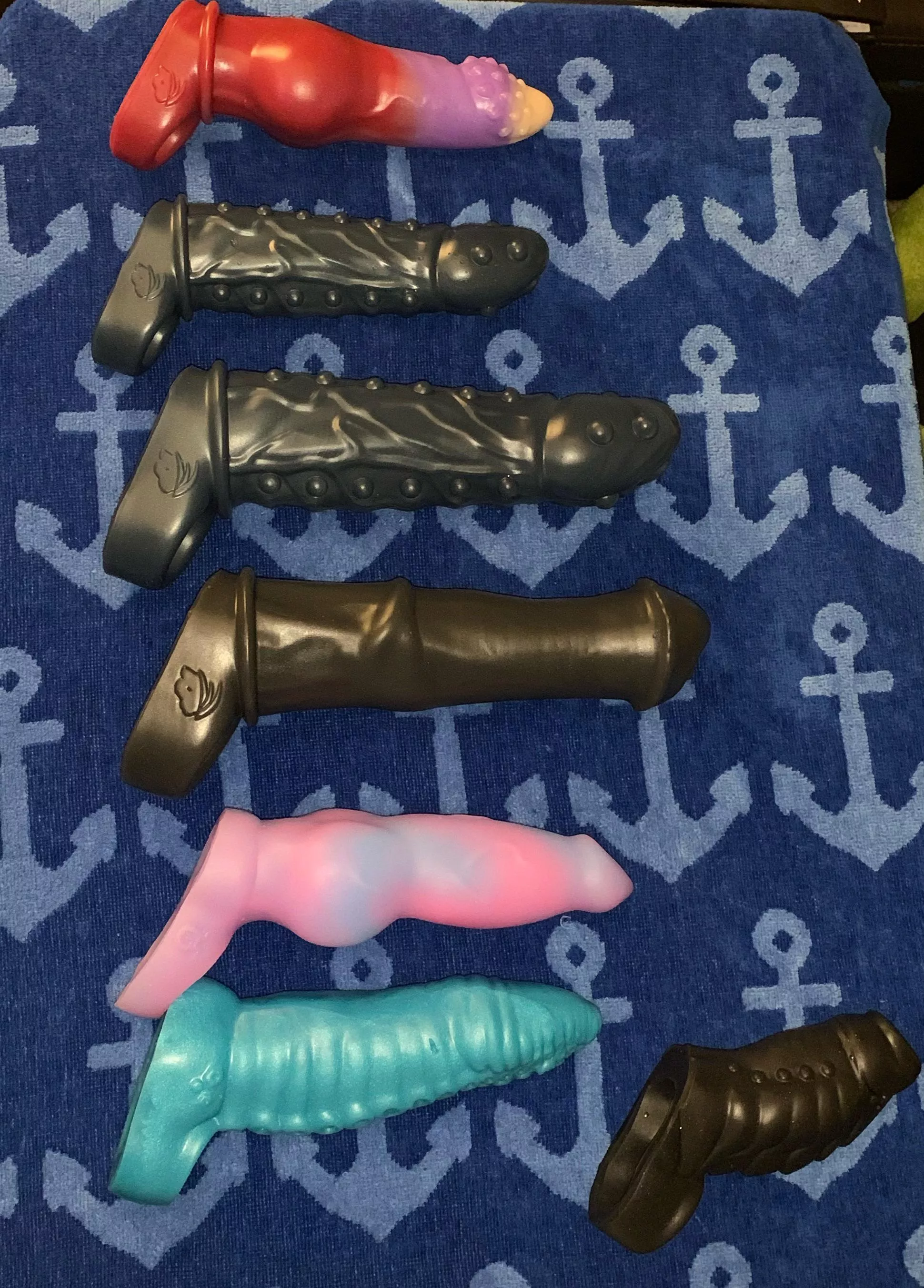 Early Christmas for my husband which should he use tonight to fill me up?