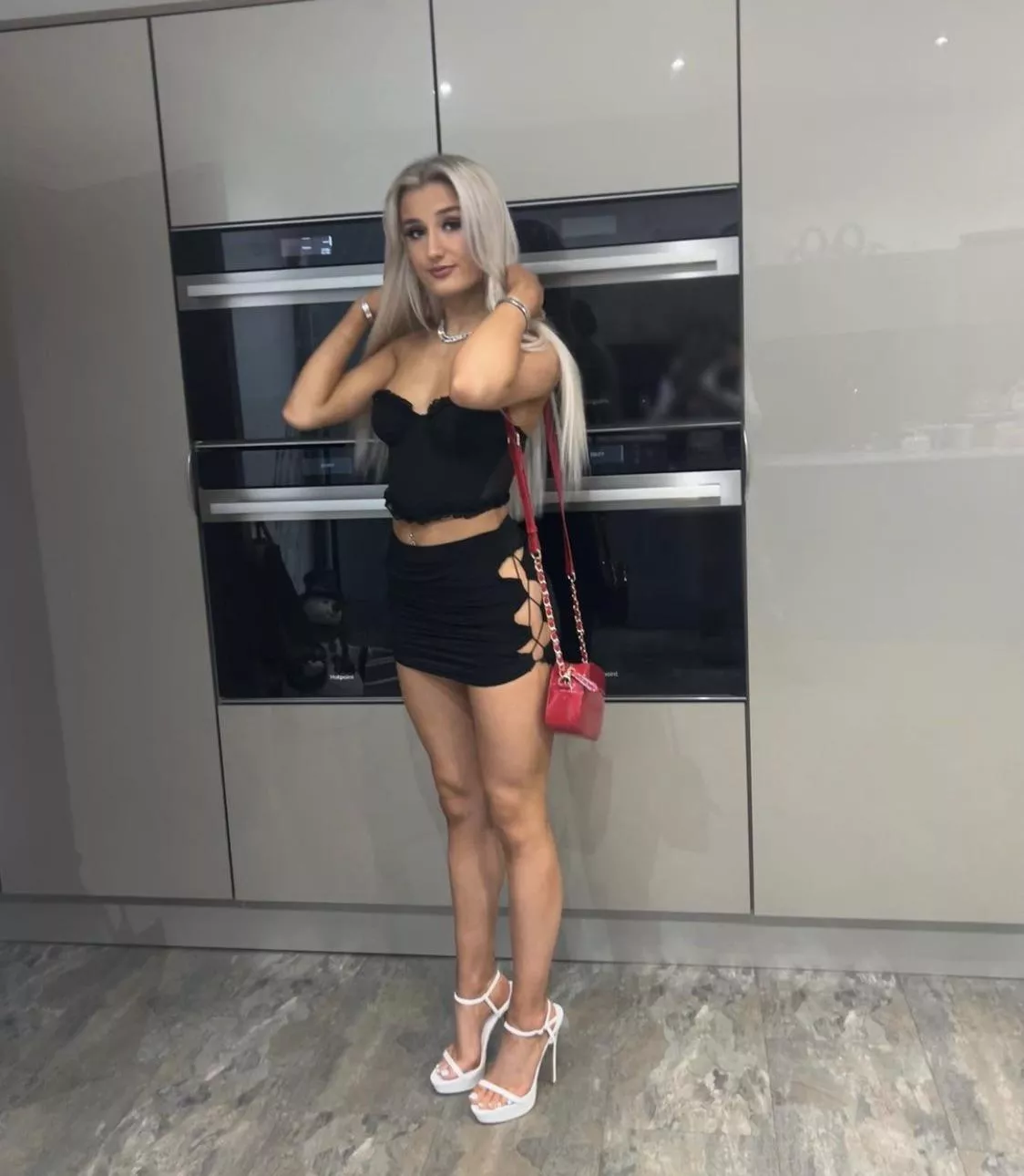 Eve. Very loud on my bed