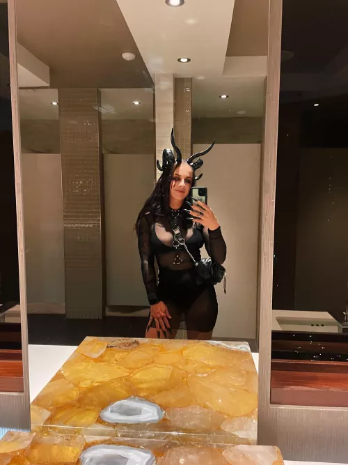 Evil lil succubus 😈