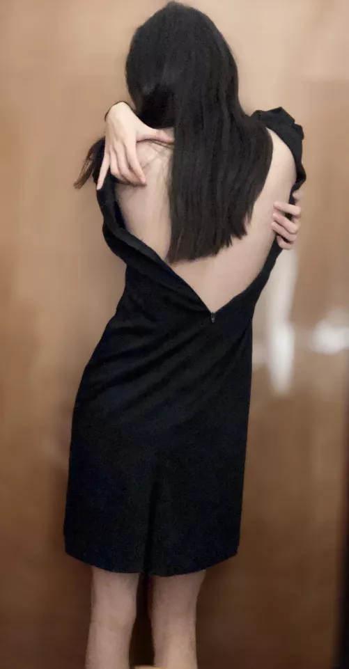 First time posting here. Can’t quite reach the back zipper of my dress. Can u help me?