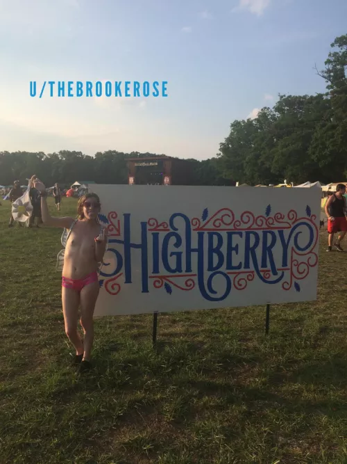 Flashing at Highberry💗